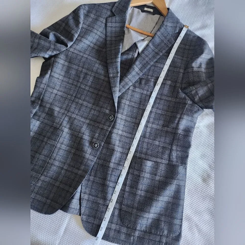 Peter Millar Gray And Blue Sport Coat with Notched Lapel Tag For Info Only